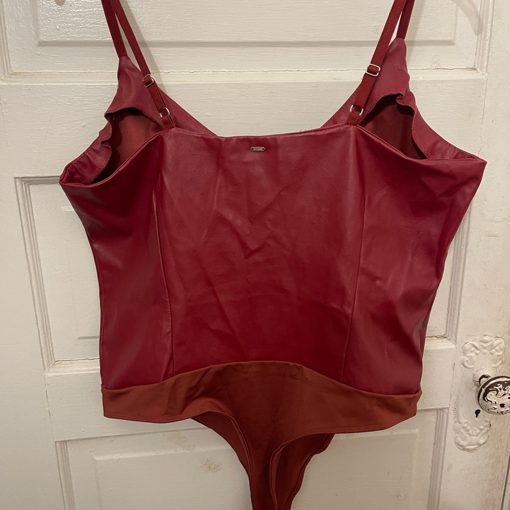 Guess Faux leather Bodysuit. Varios L, and XL . - Picture 2 of 10